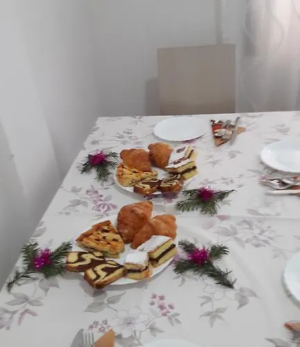 Da Lucia 住宿加早餐酒店 3*